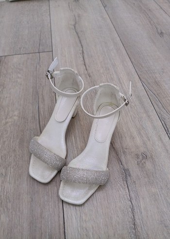 Abiye Kız Çocuk Ayakkabı - Görsel 2