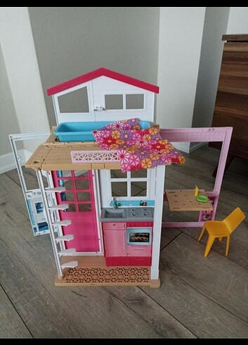 Beden Barbie Portatif Evi