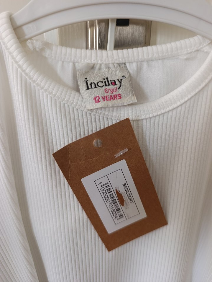 Beyaz Kız Çocuk Dantel Kollu şortu takım - Görsel 2