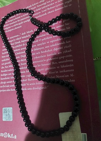 Siyah inci Gotik Kolye