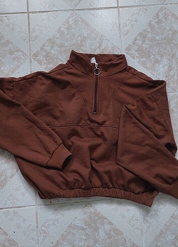 Diğer Crop Sweatshirt