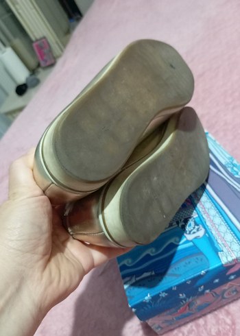 Altın Rengi Deri Dolgu Topuk Kadın Ayakkabı - Görsel 5