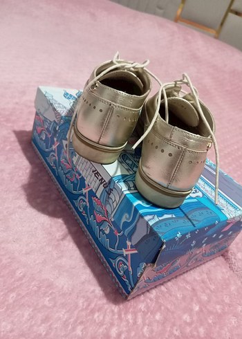 Altın Rengi Deri Dolgu Topuk Kadın Ayakkabı - Görsel 4