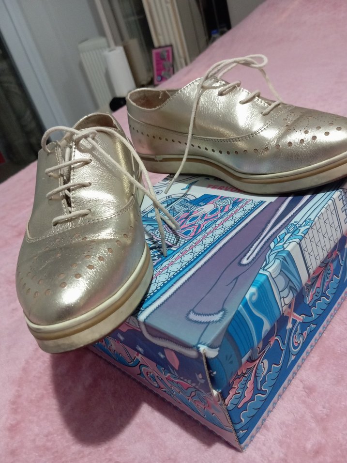 Altın Rengi Deri Dolgu Topuk Kadın Ayakkabı - Görsel 2