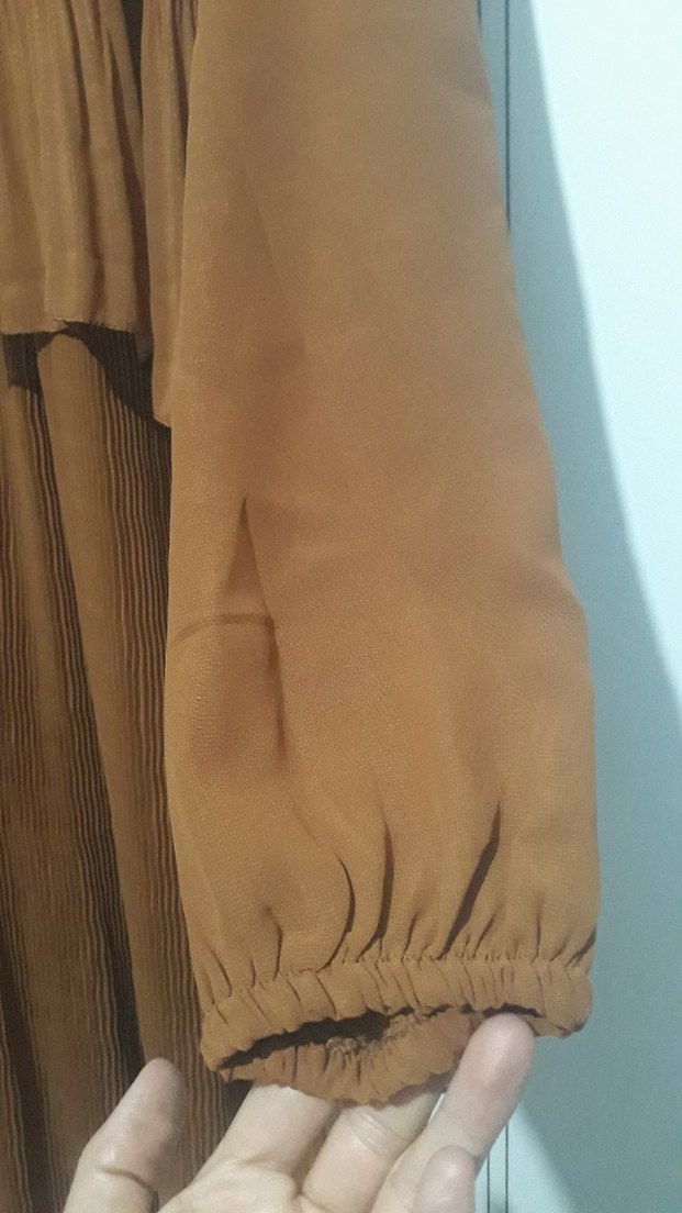 tarcin renginde Piliseli Uzun Kadın Elbise - Görsel 4