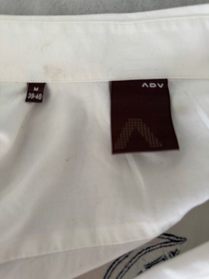 Beyaz Baskılı V Yaka Uzun Kollu Erkek Gömlek - Görsel 5