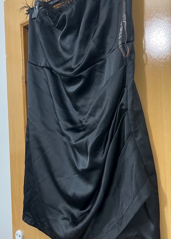 Drapeli Straplez Midi saten Kadın Elbise - Görsel 3