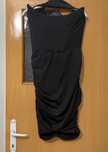 Siyah Straplez Drapeli Midi Abiye Elbise - Görsel 4