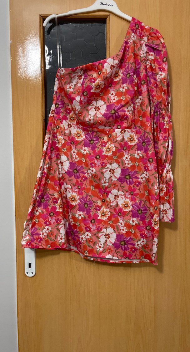 Pembe Çiçek Desenli Straplez elbise - Görsel 3