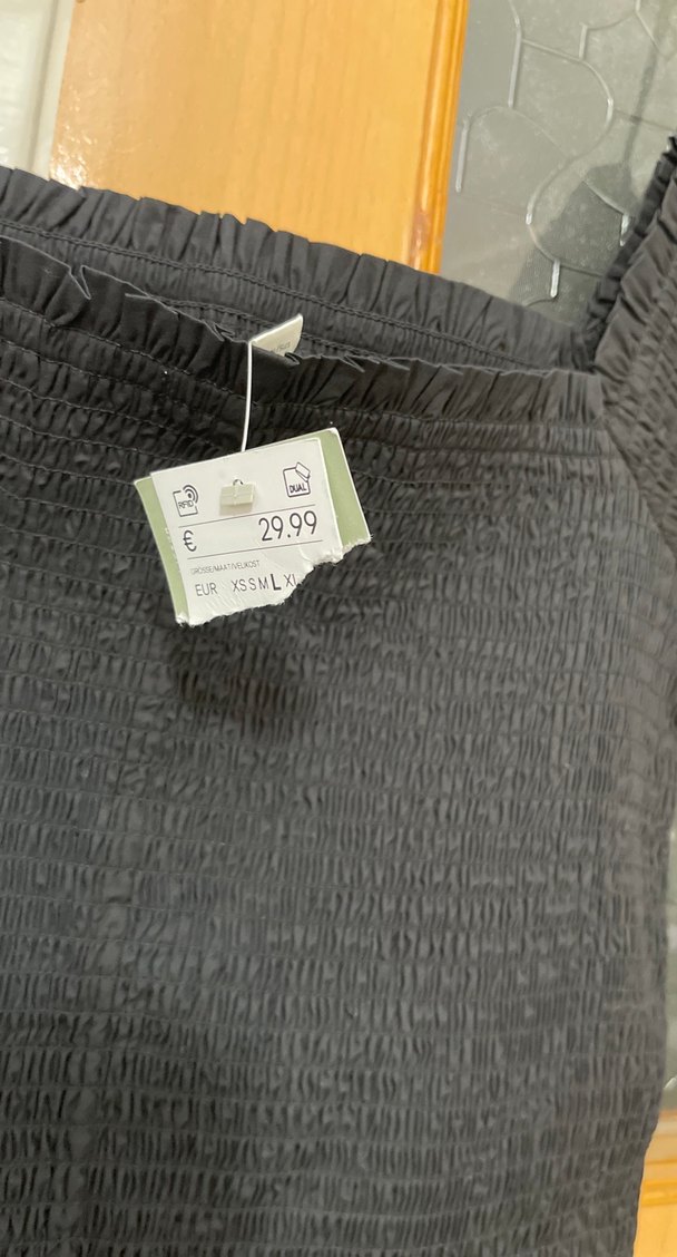 Siyah Fırfırlı Straplez Mini Elbise - Görsel 4