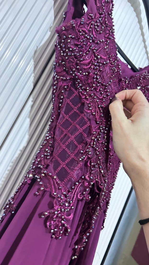 Mürdüm Nakışlı Uzun Abiye Elbise - Görsel 5