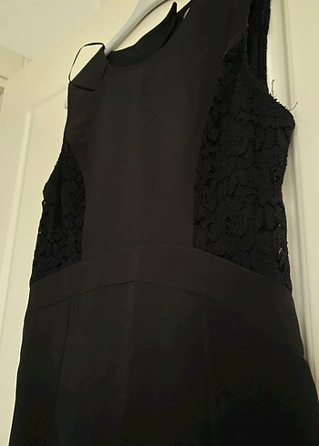 Dantel Detaylı Siyah V Yaka Midi Elbise - Görsel 3