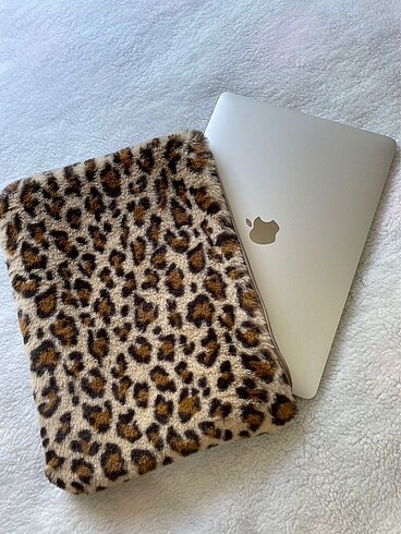 Leopar Peluş Laptop/Tablet/Kitap Çantası