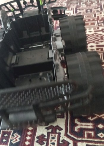 Siyah Oyuncak Araba - Görsel 2