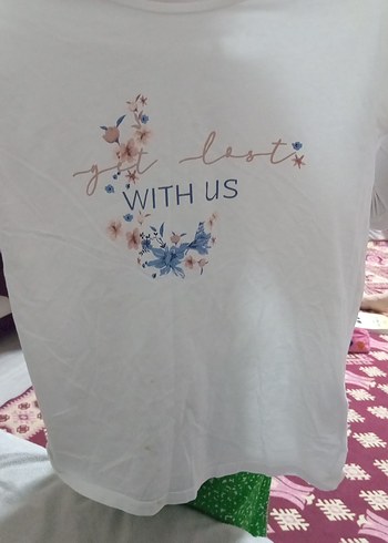 Beyaz Kız Çocuk V Yaka Baskılı Tişört - Görsel 2