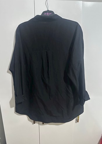 Düğmeli Siyah Keten Gömlek - Görsel 2