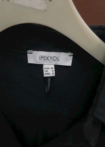 Siyah Düğmeli Kısa Kollu Kadın Gömlek - Görsel 3