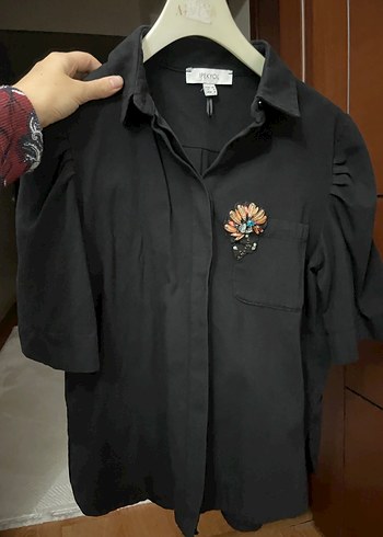 Siyah Düğmeli Kısa Kollu Kadın Gömlek - Görsel 2