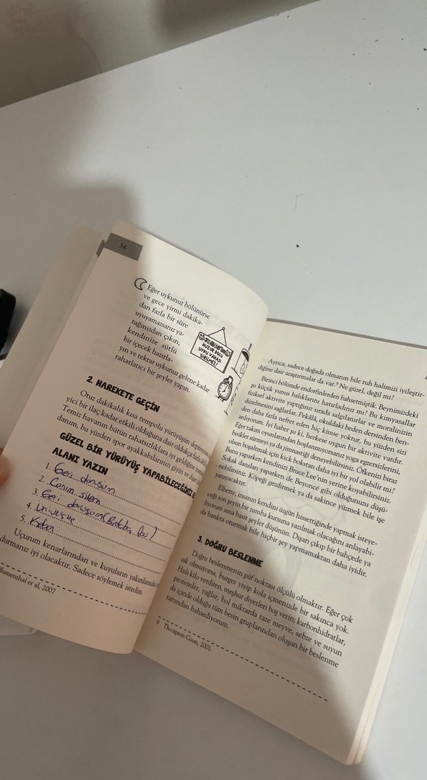 Kafası Karışıklar Kulübü - Juno Dawson - Görsel 4