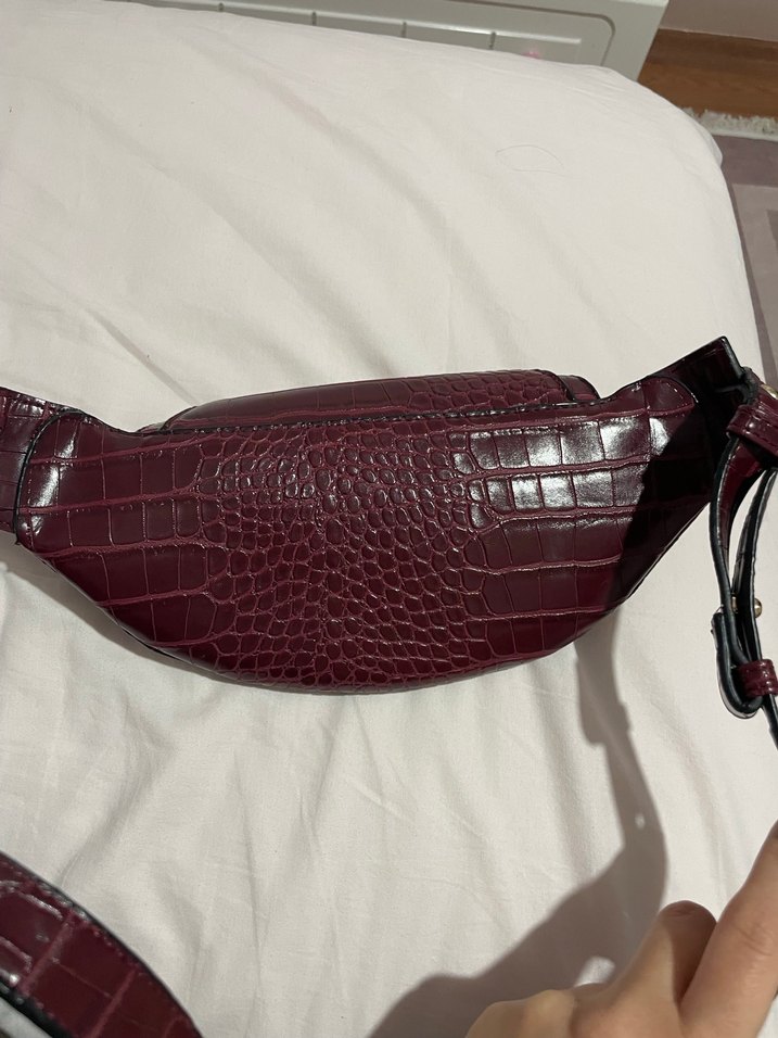 Bordo Deri Kemerli Yılan Desenli Kadın Çanta - Görsel 2