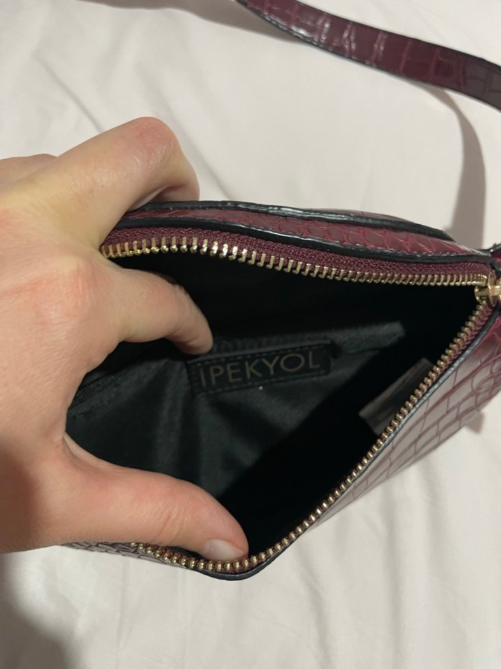 Bordo Deri Kemerli Yılan Desenli Kadın Çanta - Görsel 5