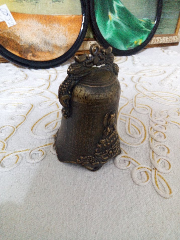 Altın Renkli Parlak Ejderha Figürlü Çan - Görsel 5