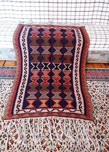 El dokuma kilim