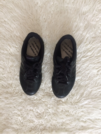 Adidas siya spor ayakkabıh