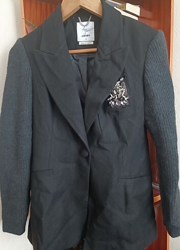 36 Beden Arzu Sabancı tasarımı Koton Ceket