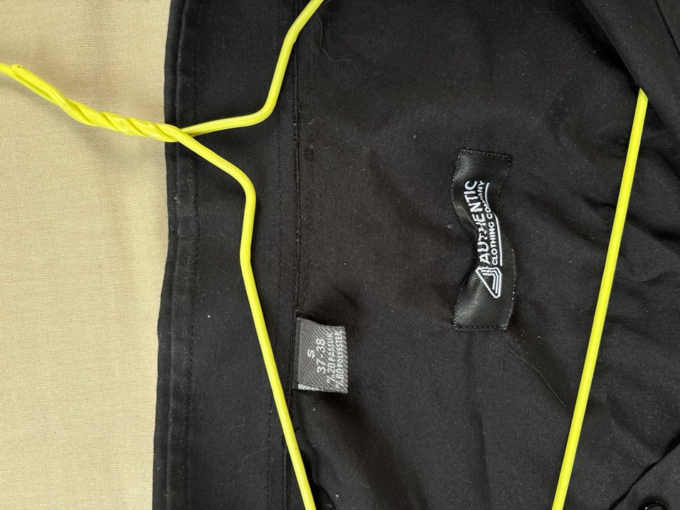 Siyah Erkek Gömlek, Düğmeli, Uzun Kollu - Görsel 3