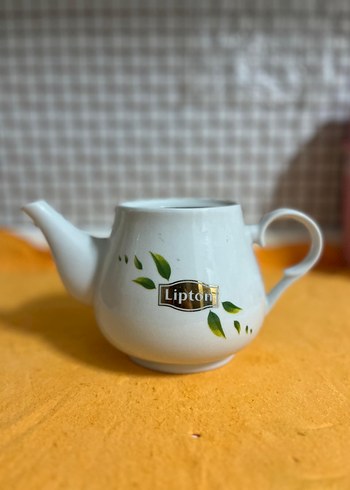 Beyaz Lipton Desenli Seramik Demlik