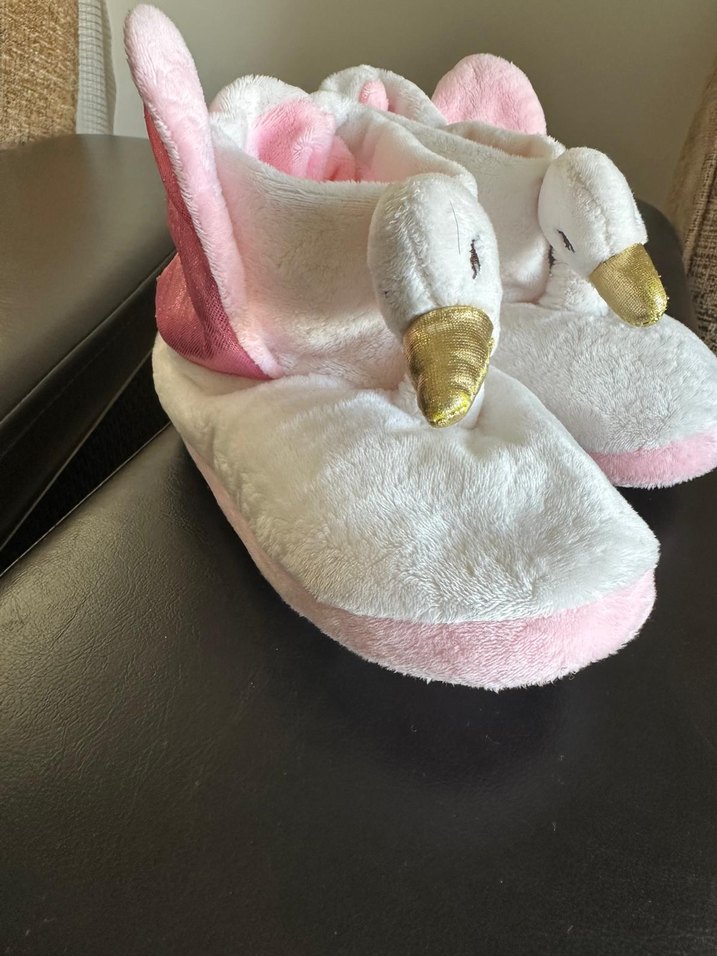 Nakışlı Beyaz Kız Çocuk Sıcak Ev Terliği - Görsel 2