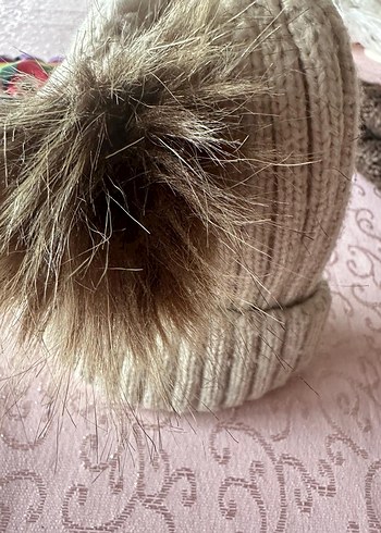 Kürk Detaylı Bej Kadın Bere - Görsel 2