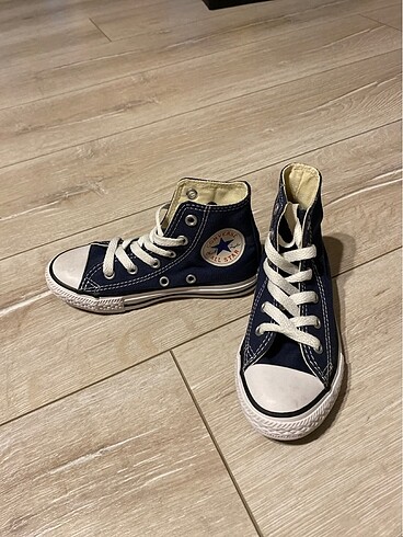 28 Beden lacivert Renk Çocuk converse