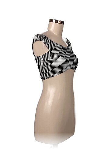 Bershka Bershka Mini Üst %70 İndirimli.