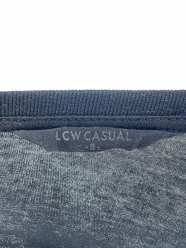 s Beden siyah Renk LC Waikiki T-shirt %70 İndirimli.