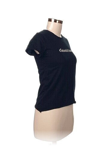 Pull and Bear Pull and Bear T-shirt %70 İndirimli.