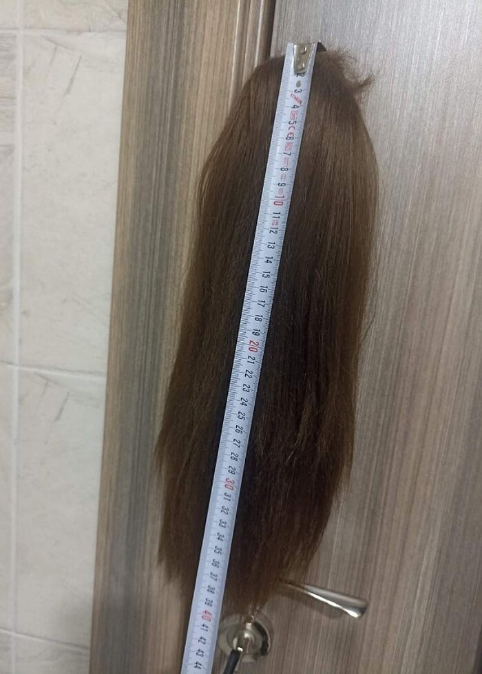 Saçlar tane 350 TL 
Açıklamaları fotoğrafların altındadır - Görsel 2