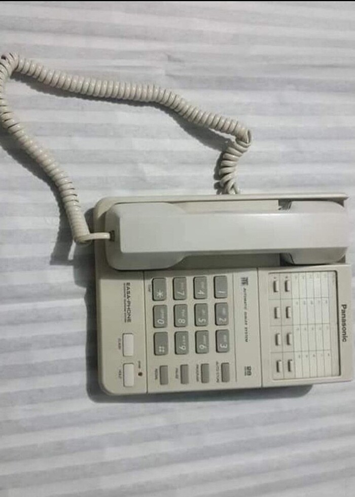 Telefonlar. Çalışmıyor olabilir. Dekor amaçlı kullanılabilir  - Görsel 3