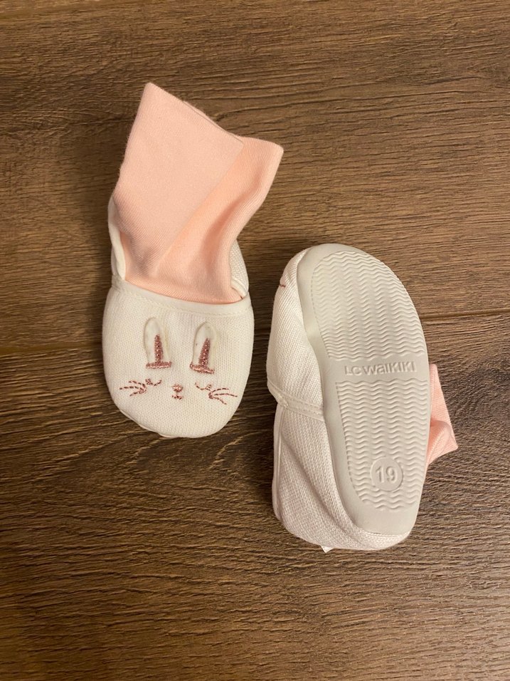 Nakışlı Beyaz Kız Çocuk Örgü Ev Terliği - Görsel 2