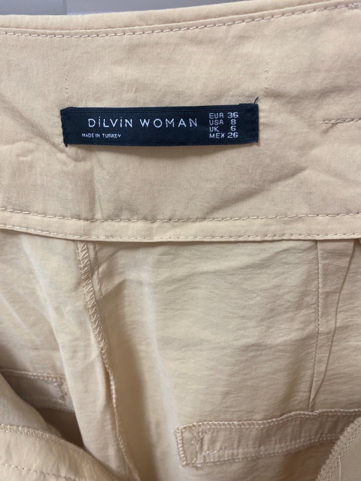 Bej Kemerli Rahat Kesim Pantolon - Görsel 2