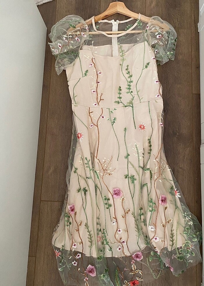 Midi Boy kısa tül kollu şık elbise - Görsel 4