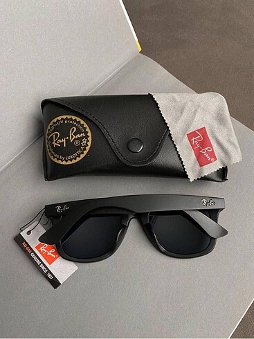  Beden Ray-Ban Unisex Gözlük