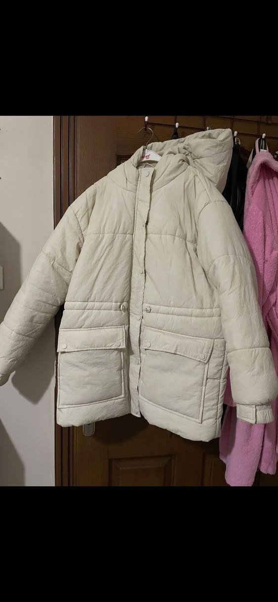 Kadın Beyaz Puff Mont, Yüksek Yaka, Uzun Kollu - Görsel 2