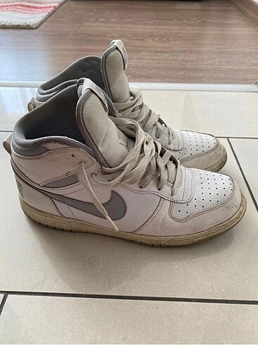 Nike Boğazlı Ayakkabı