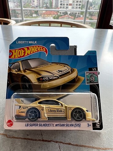LB Super Silhouette Nissan Silvia S15