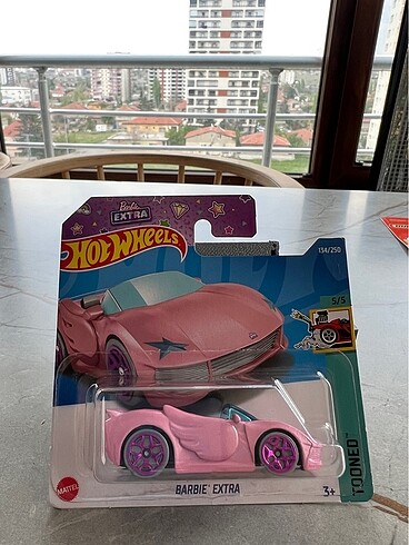 Hotwheels Barbie Extra