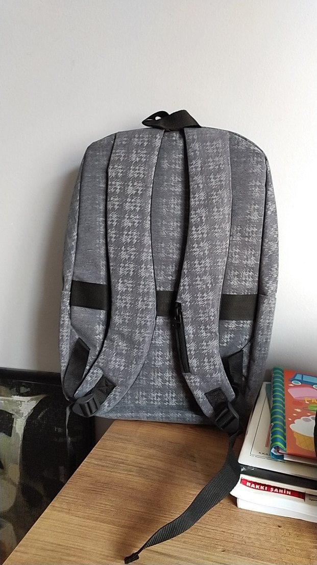 Classone Gri Desenli Fermuarlı Laptop Bölmeli Sırt Çantası - Görsel 2