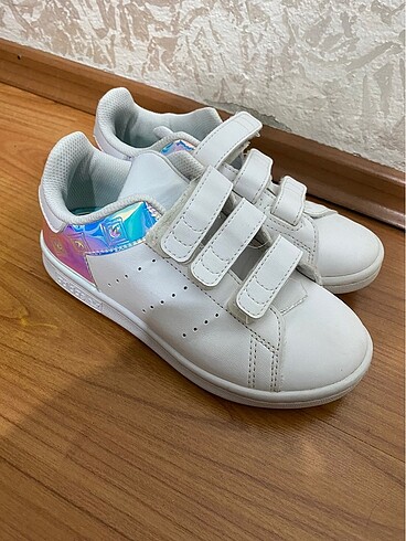 Adidas çocuk ayakkabısı