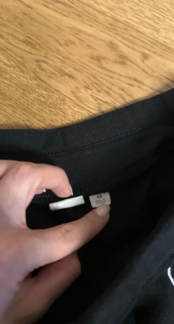 GAP Siyah eşofman altı - Görsel 4